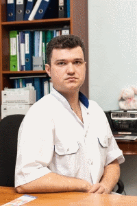 Стоматолог-терапевт стоматологического центра ЮНИМА Кубанцев Алексей Сергеевич
